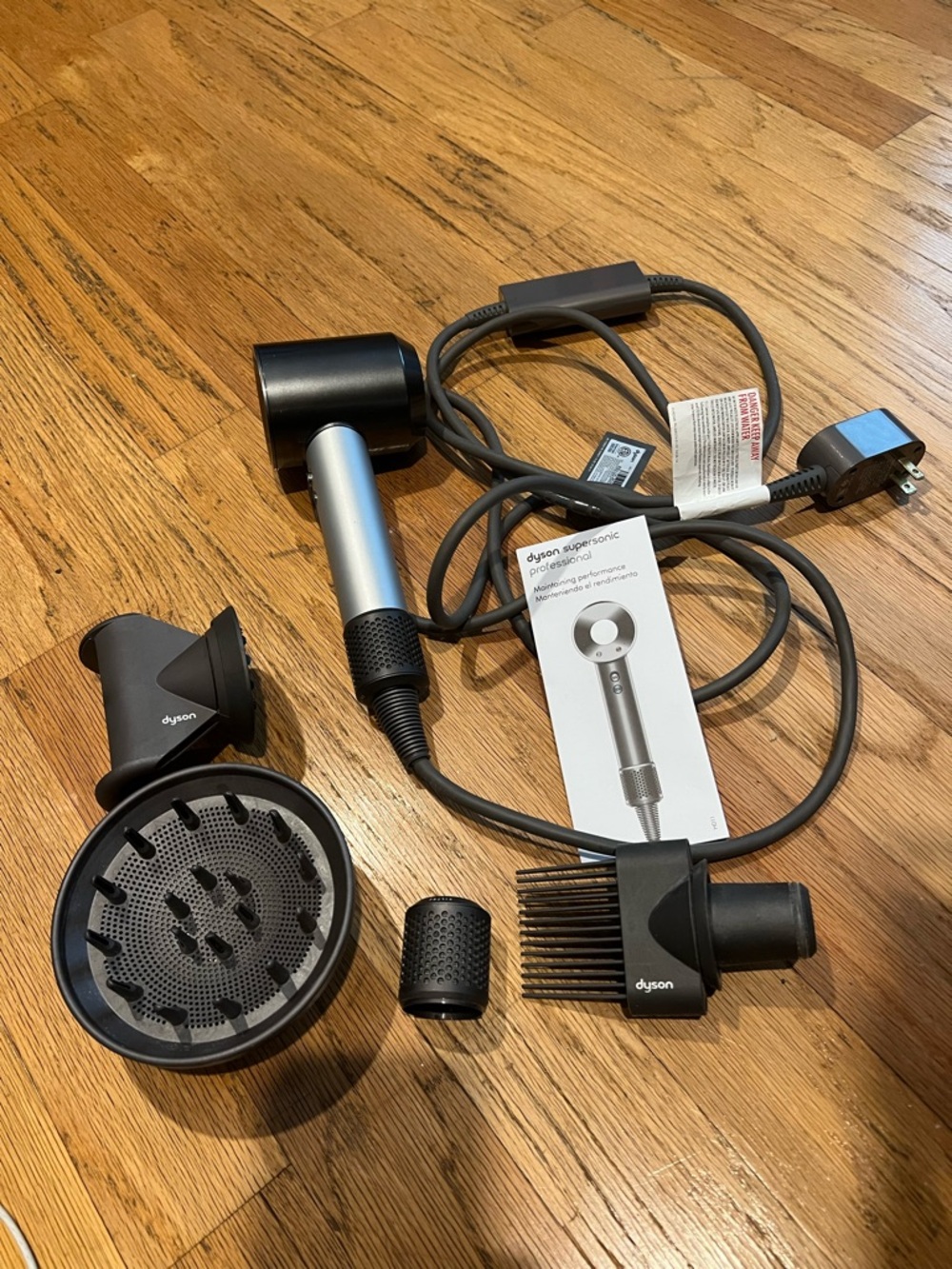 Dyson Professional Supersonic Hair Dryer with Attachments - Silver & Black